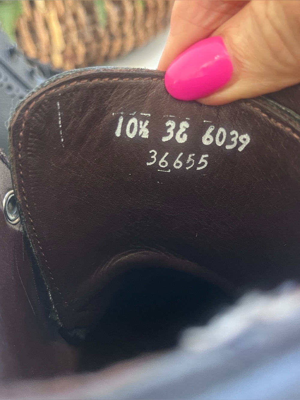 Allen Edmonds Handcrafted USA 10.5 (3 E) Black Leather Wingtip Dress Boot $400 - Picture 12 of 16